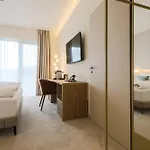 Essence Hotel Pogány
