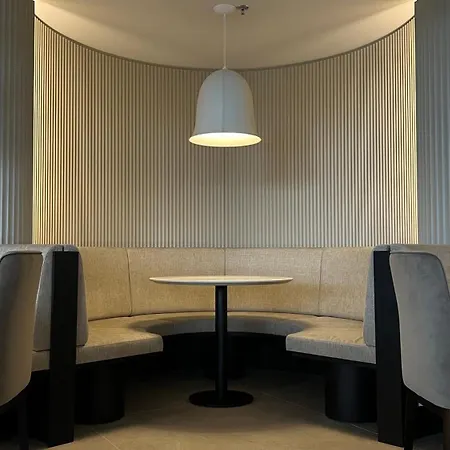 Essence Hotel Pogany