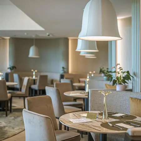 Essence Hotel 5*