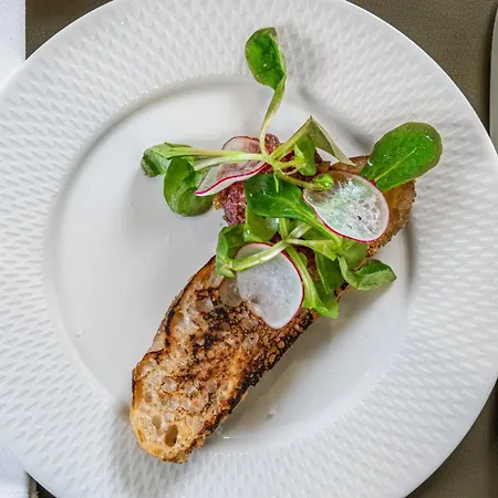 فندق Essence Pogány