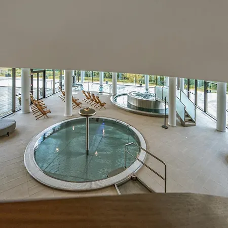 Essence Hotel 5*