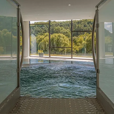 Hotel Essence 5*